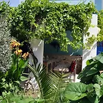 Maison d'hôtes Domizil Lina Art 3*